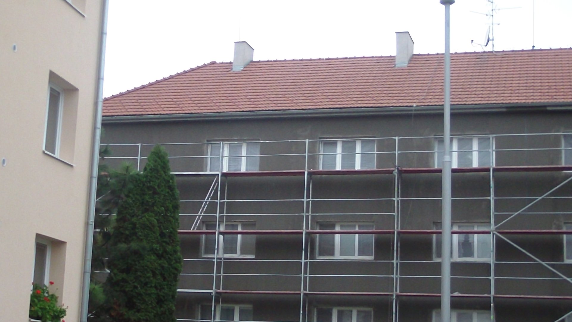 Zeteplení podlahy půdních prostor dvou bytových domů Litovel